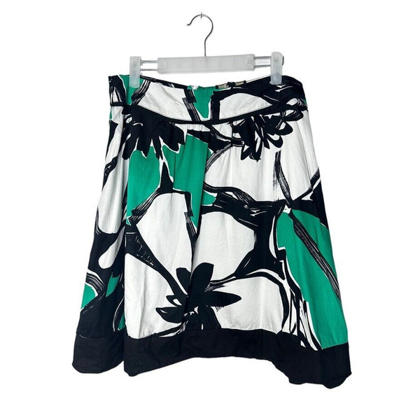 Lily Dresses & Skirts - LILY Skirt A-Line Flare Floral Green Black Sz Medium Zip Casual Lined